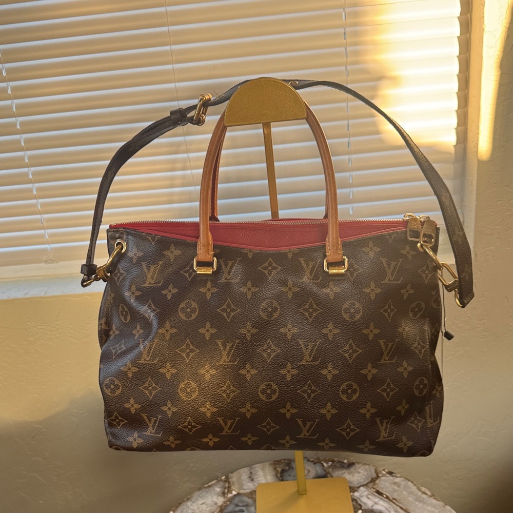 LOUIS VUITTON LV Monogram Pallas Bag 2Way